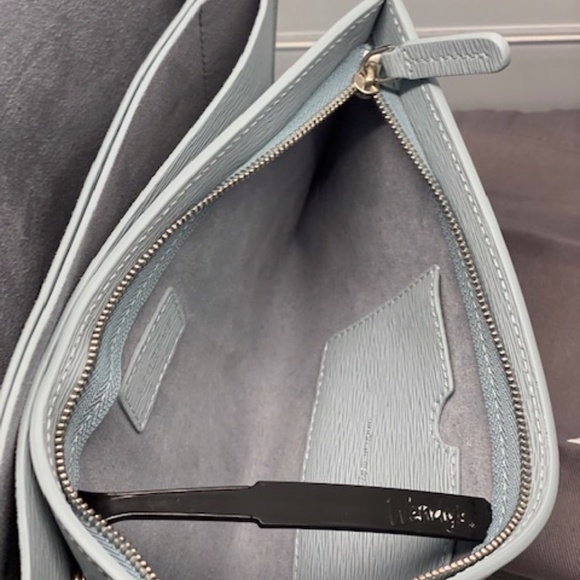 Senreve Crossbody - Picture 7 of 7